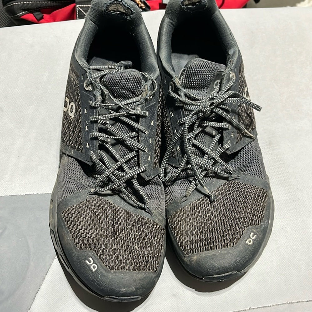 Oncloud shoes 11.5